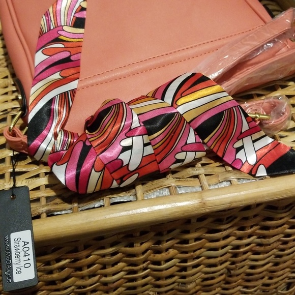 MoDA of NY Fun Buckle Square Xbody - Picture 5 of 11